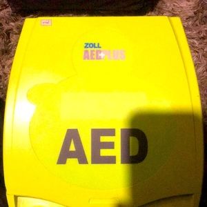 COPY - Zoll AED PRO new never used